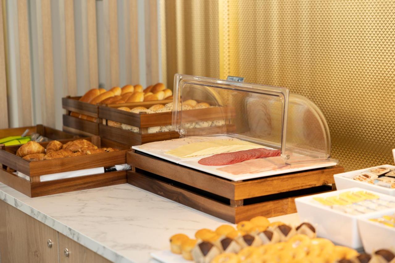 B&B Hotel ハッセルト エクステリア 写真